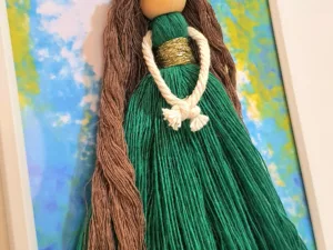 🎁 Handmade Macramé Doll in A Frame – A Gift That Speaks to the Heart ✨