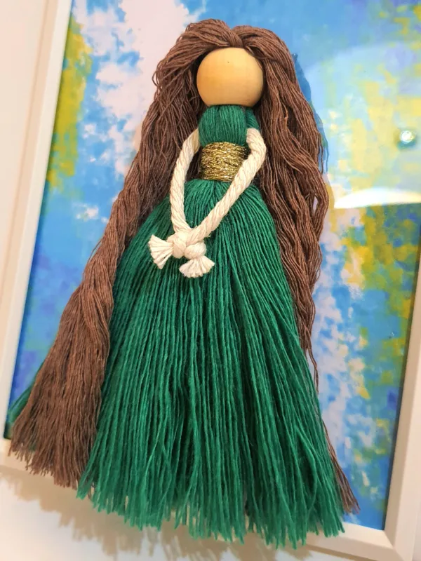 🎁 Handmade Macramé Doll in A Frame – A Gift That Speaks to the Heart ✨ - Image 5
