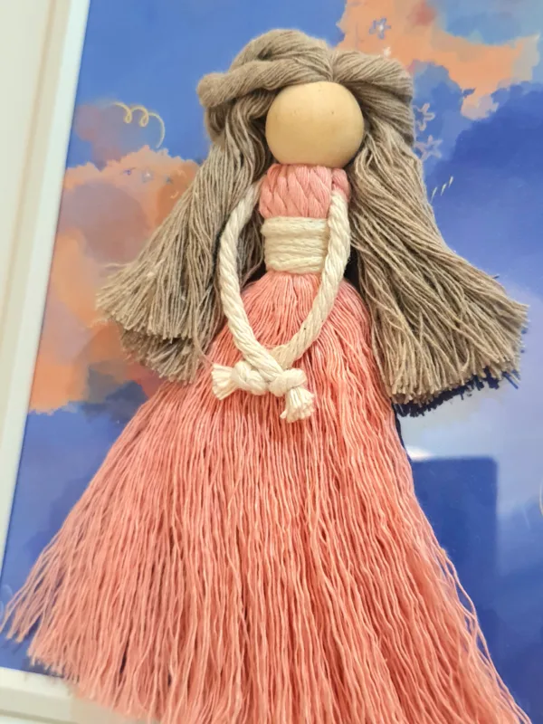 🎁 Handmade Macramé Doll in A Frame – A Gift That Speaks to the Heart ✨ - Image 2