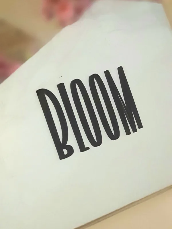 🎁 Bloom Mini Table Mirror – A Gift to Inspire 🌸 - Image 6