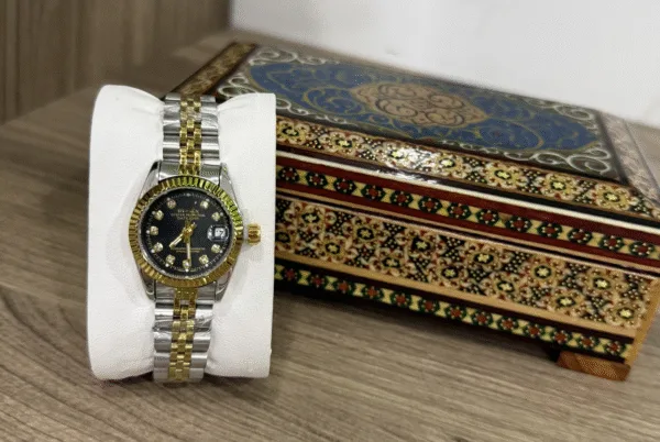 ساعة فضية بالذهبي شبيهة بالرولكس - Image 6