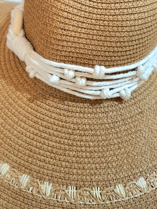 Handwoven Summer Hat – Natural Elegance with Macrame Detail🧵 - Image 4